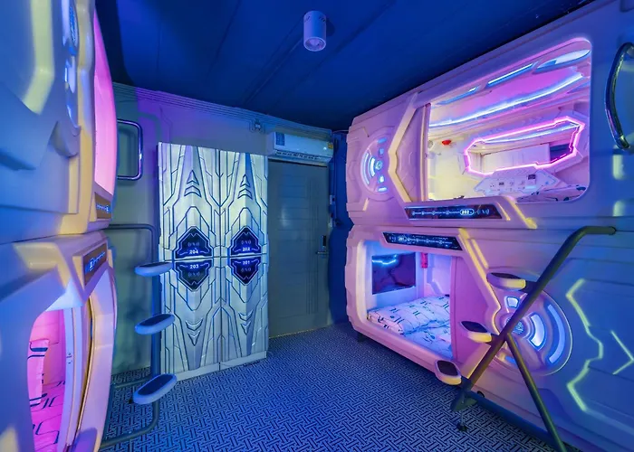 Hostel Space Station *