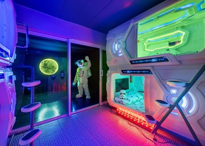 Hostel Space Station Bangkok