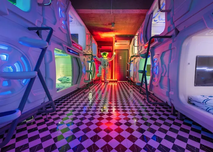 Hostel Space Station *