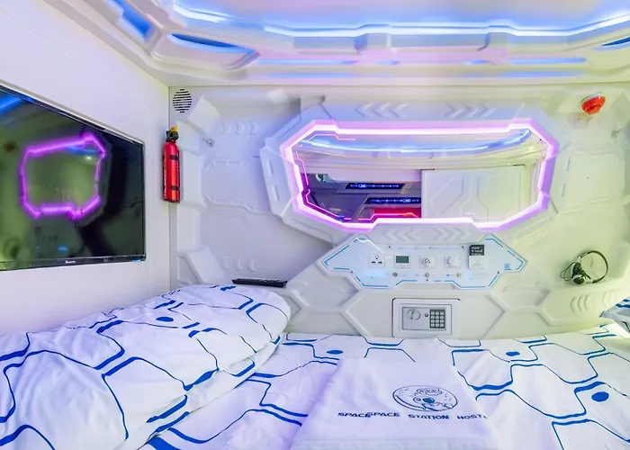 Hostel Space Station