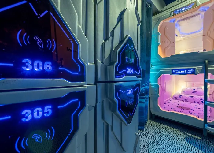 Space Station Hostel *