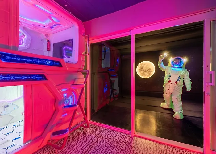 Hostel Space Station *